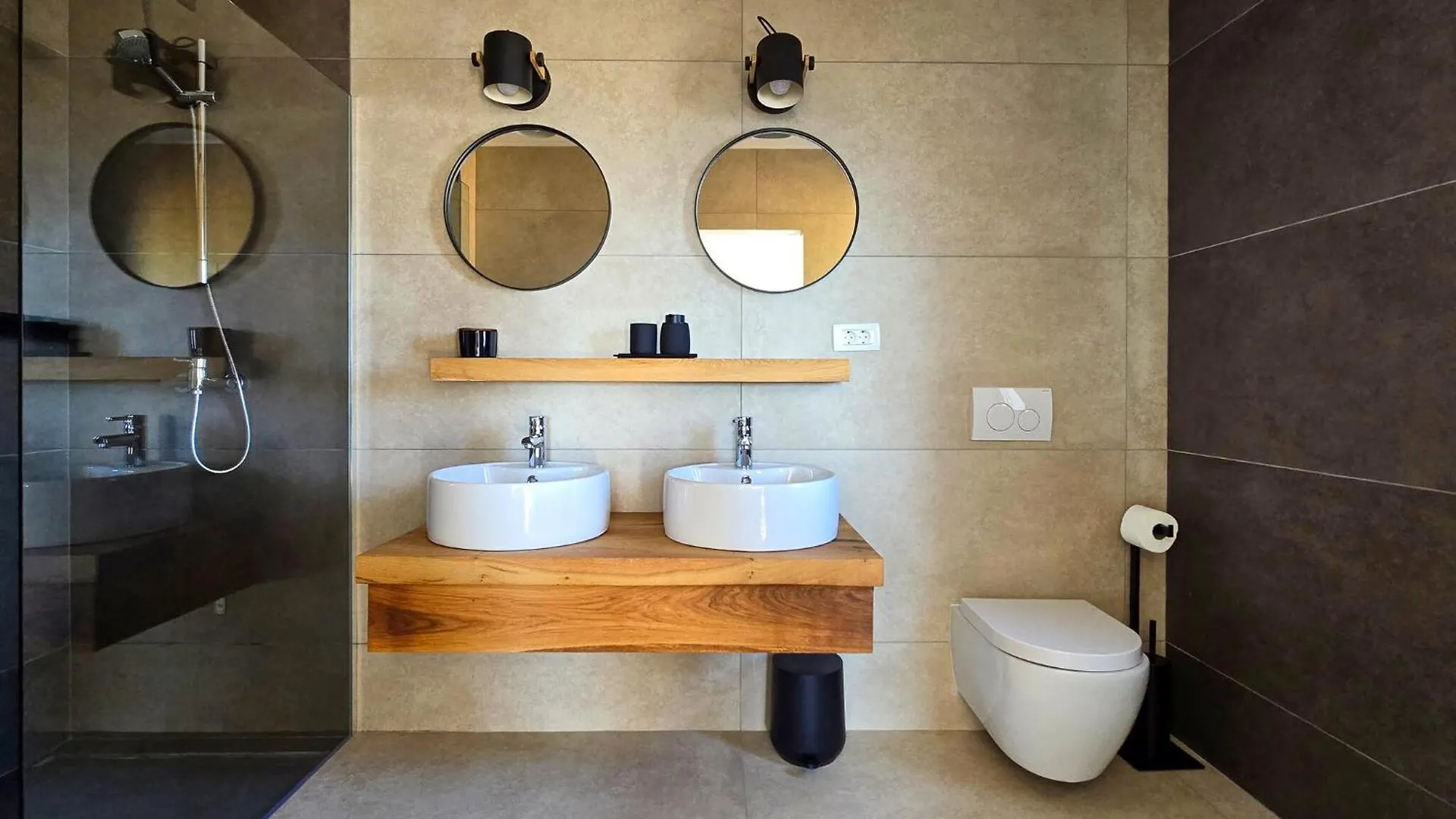 Lovely Home In Jadranovo With Wifi 0*,