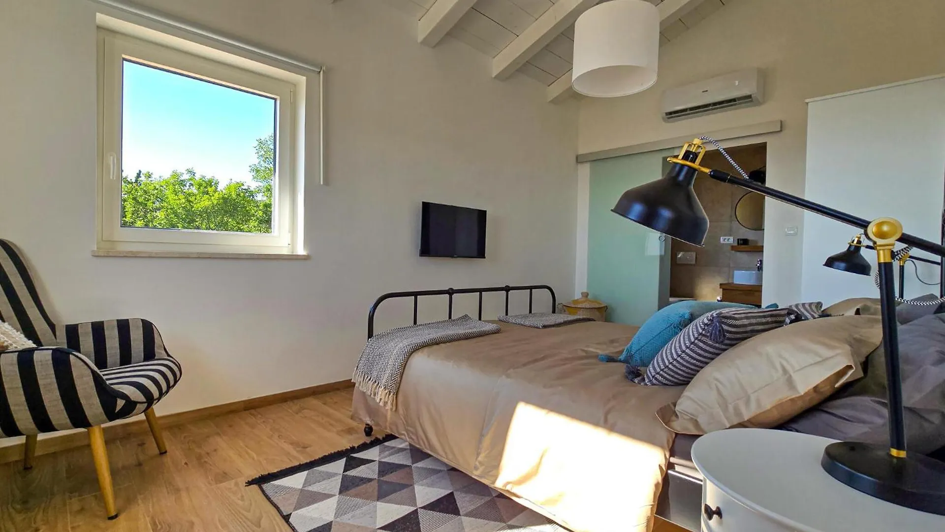 Lovely Home In Jadranovo With Wifi 0*,